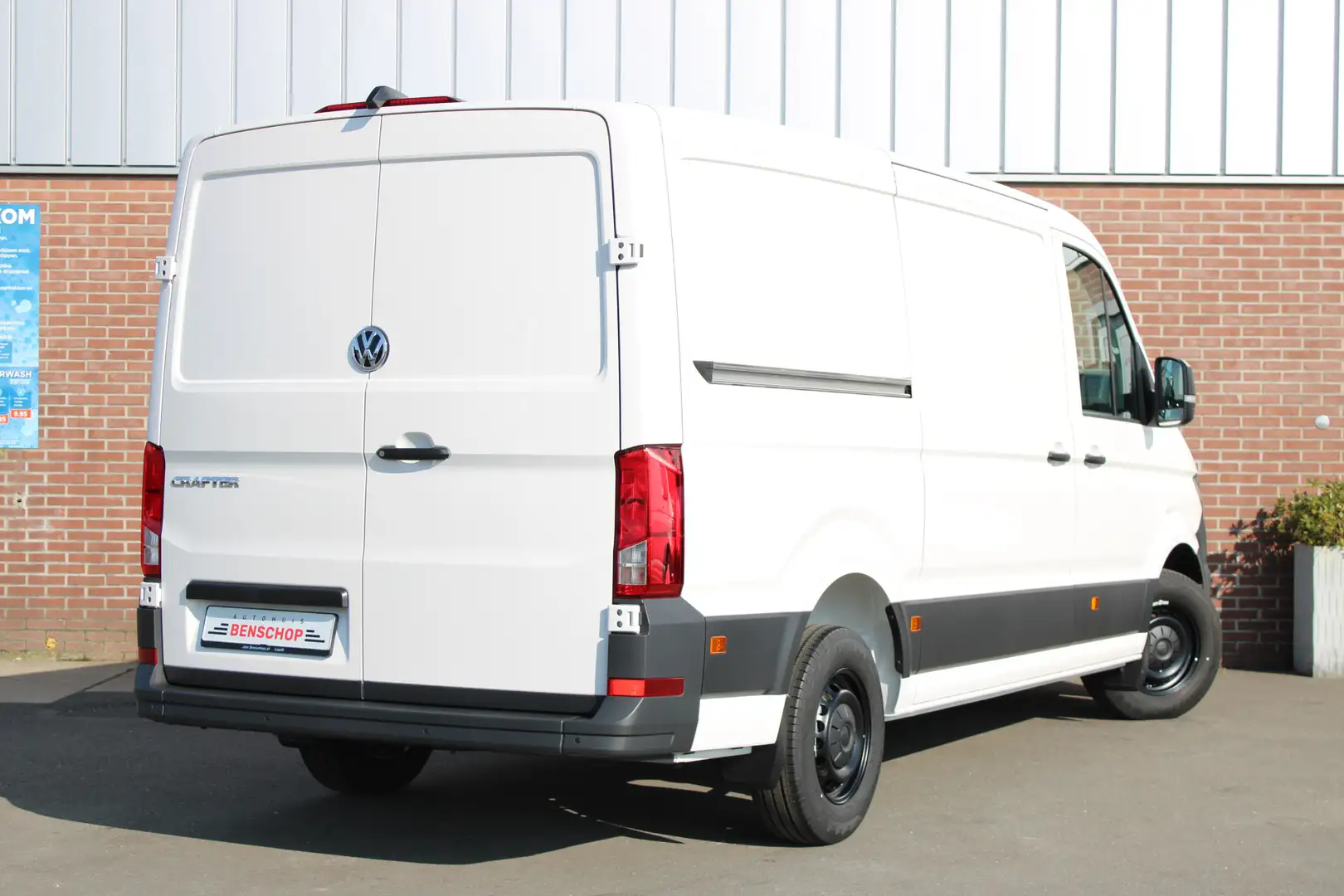 Volkswagen Crafter 35 2.0 TDI 140 PK L3H2 |ACHTERUITRIJCAMERA|ERGOCOM Wit - 2