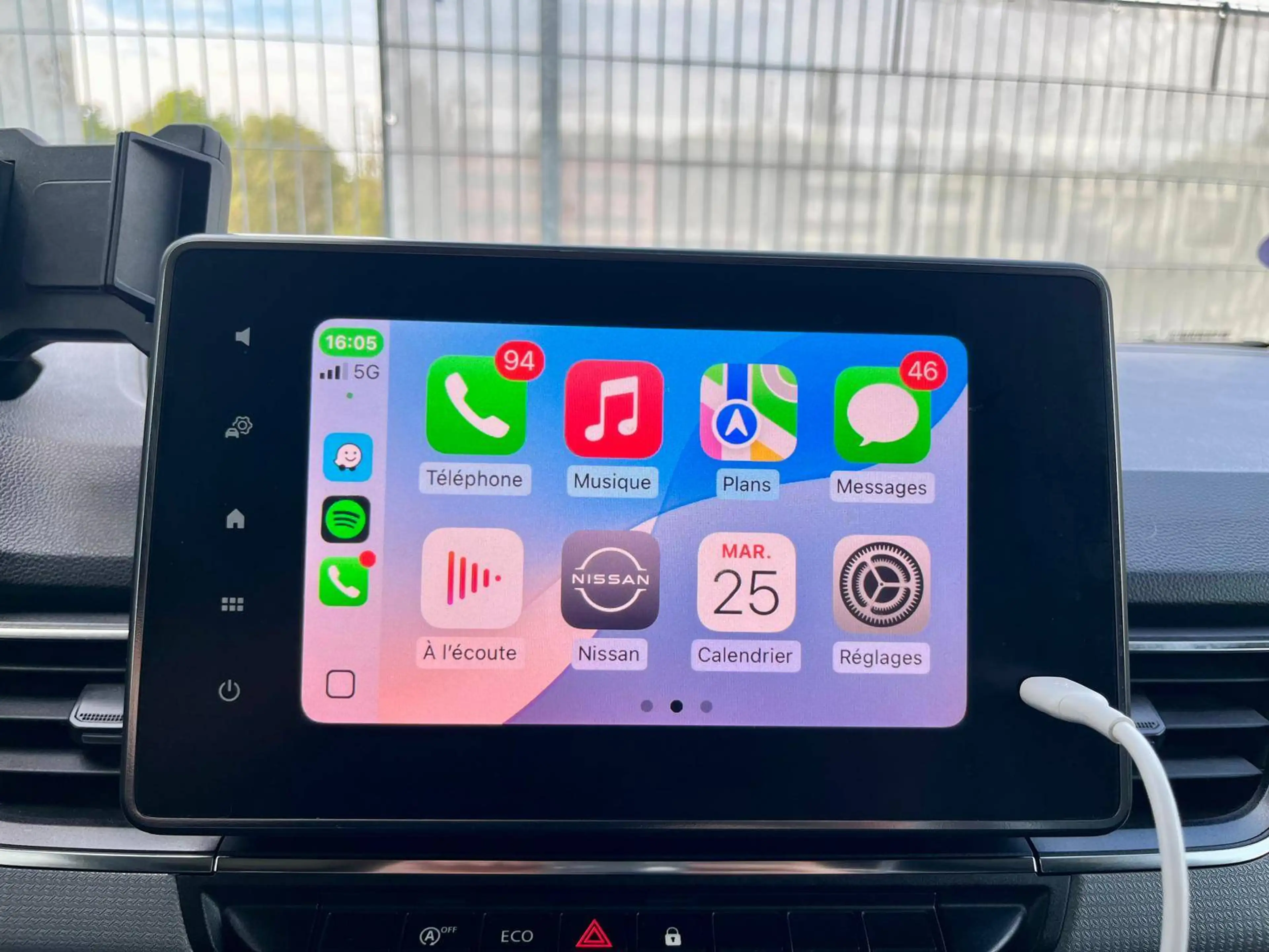 Nissan Townstar 1.3 DIG-T L1H1 N-Connecta 3Pl./LED/CARPLAY/CUIR/CLIM/CAMERA/KEYLESS — photo 13