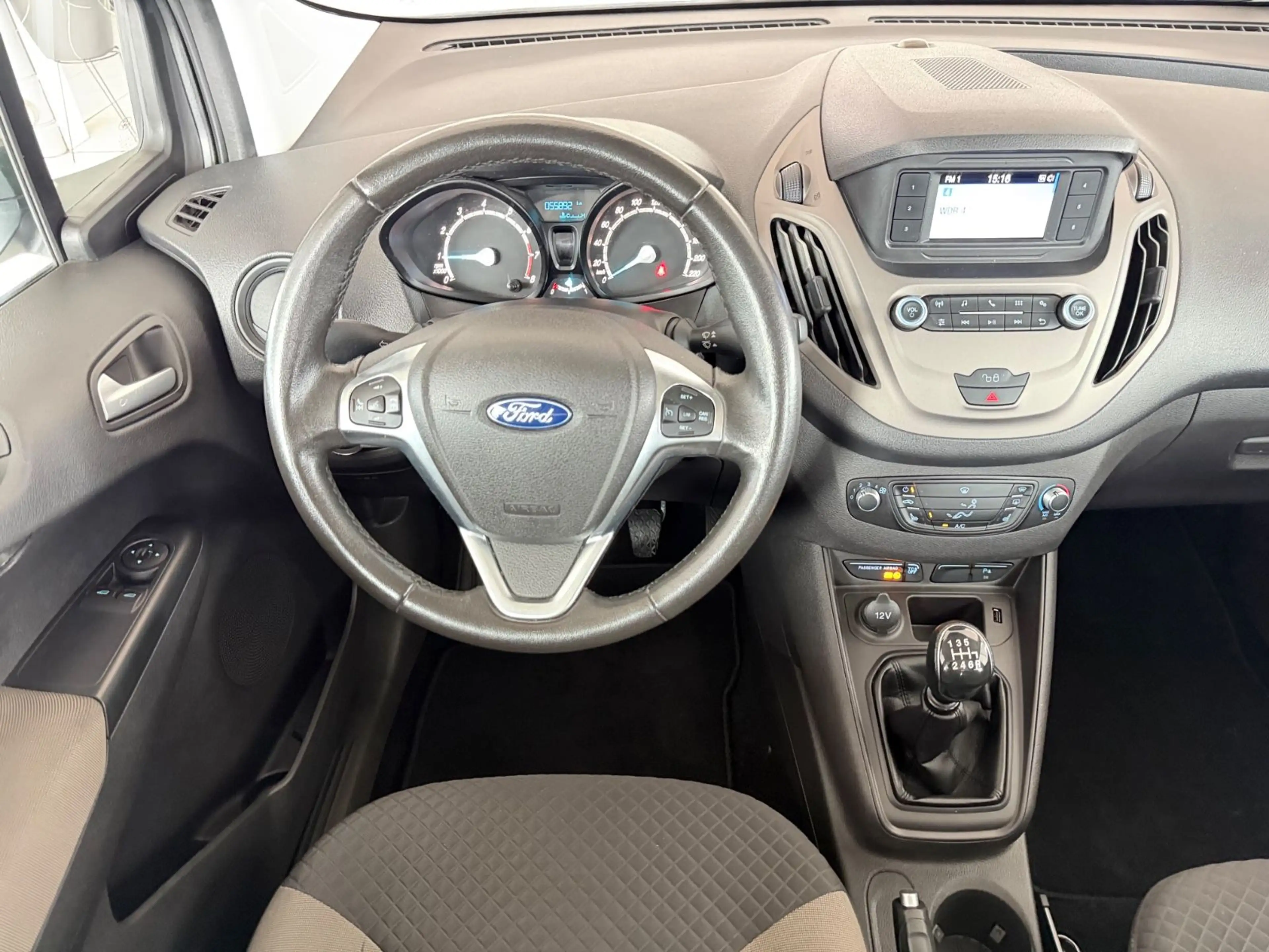 Ford Tourneo Courier Trend — photo 9