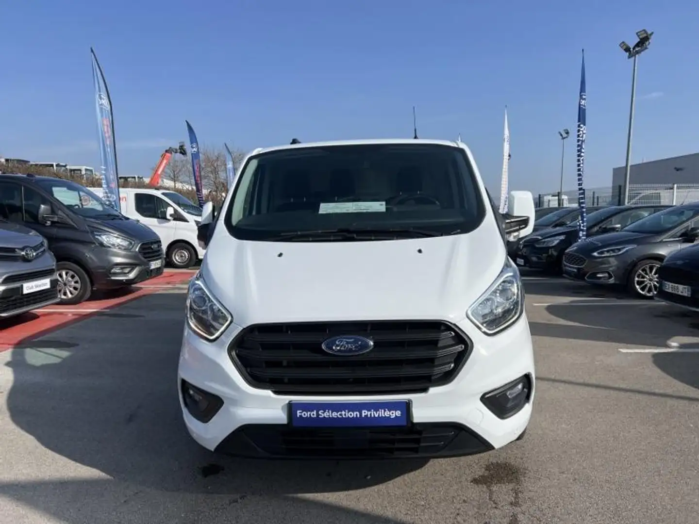 Ford Transit Custom 300 L2H1 2.0 EcoBlue 130 Trend Business 7cv Blanc - 2