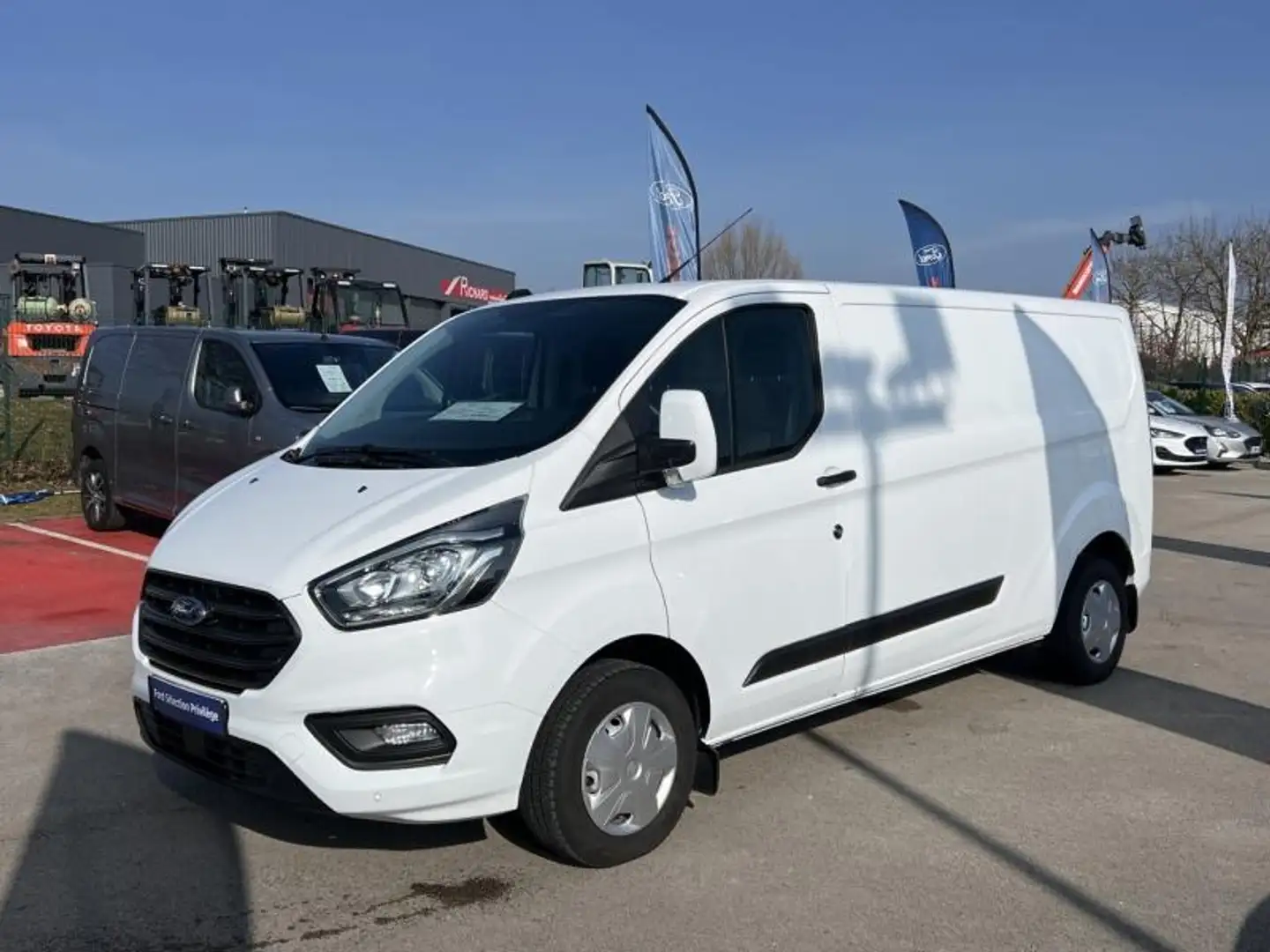 Ford Transit Custom 300 L2H1 2.0 EcoBlue 130 Trend Business 7cv Blanc - 1