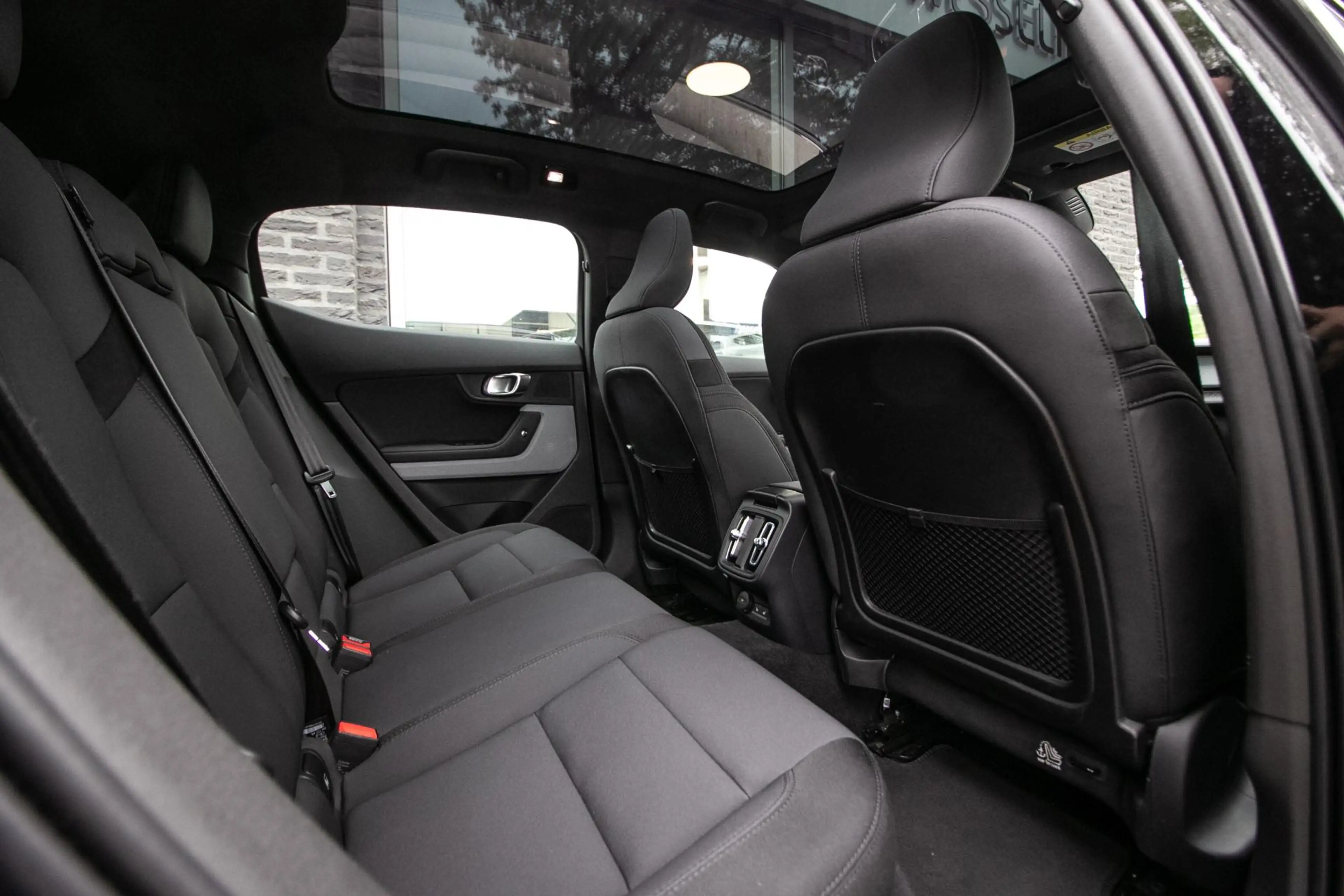 Polestar 2 Long Range Dual Motor Launch Edition 78kWh - SOH 8 — photo 7