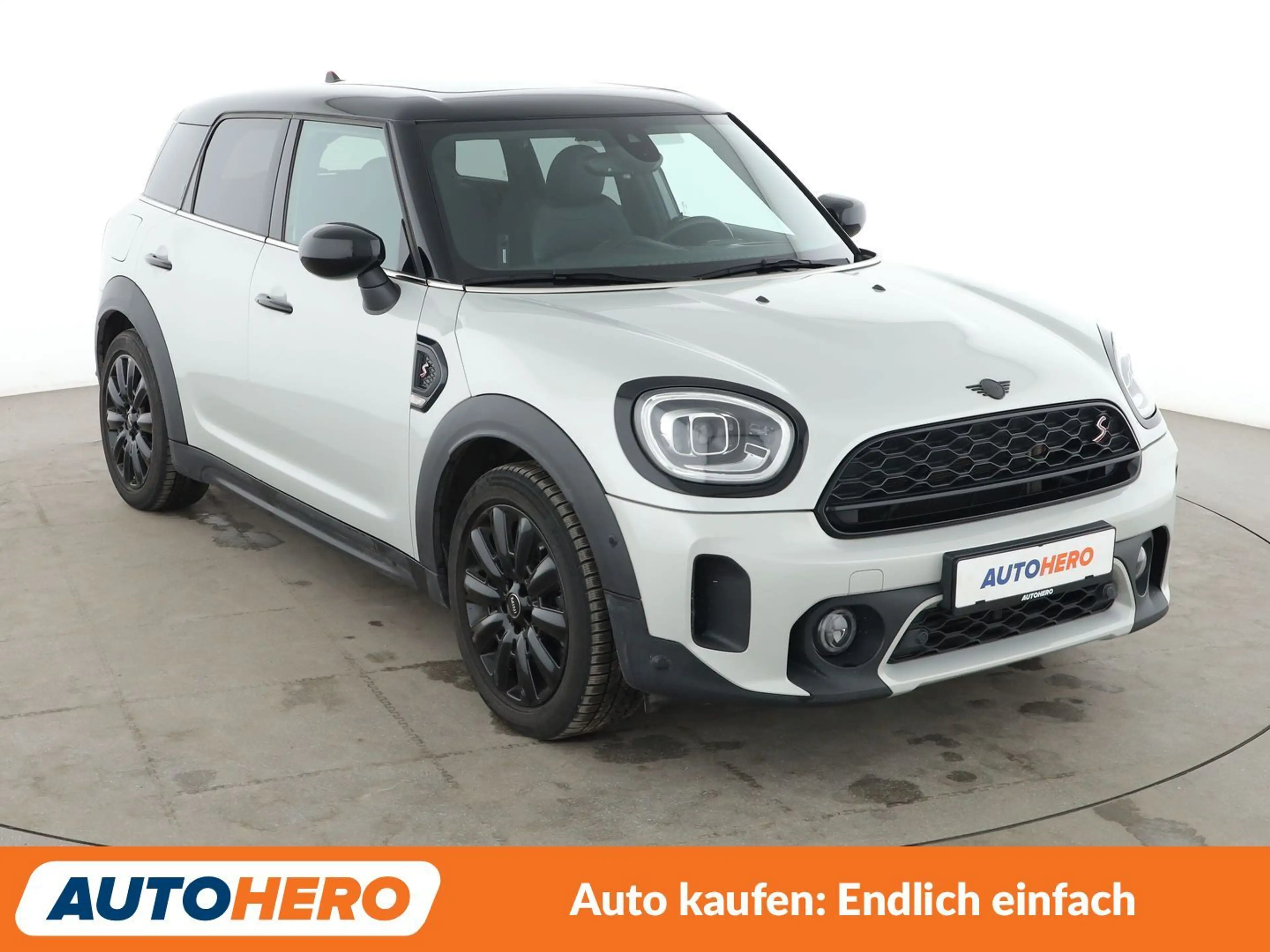 MINI Cooper S Countryman Cooper S ALL4 Yours Trim Aut.*AHK*NAV*LED*ACC*CAM* — photo 8