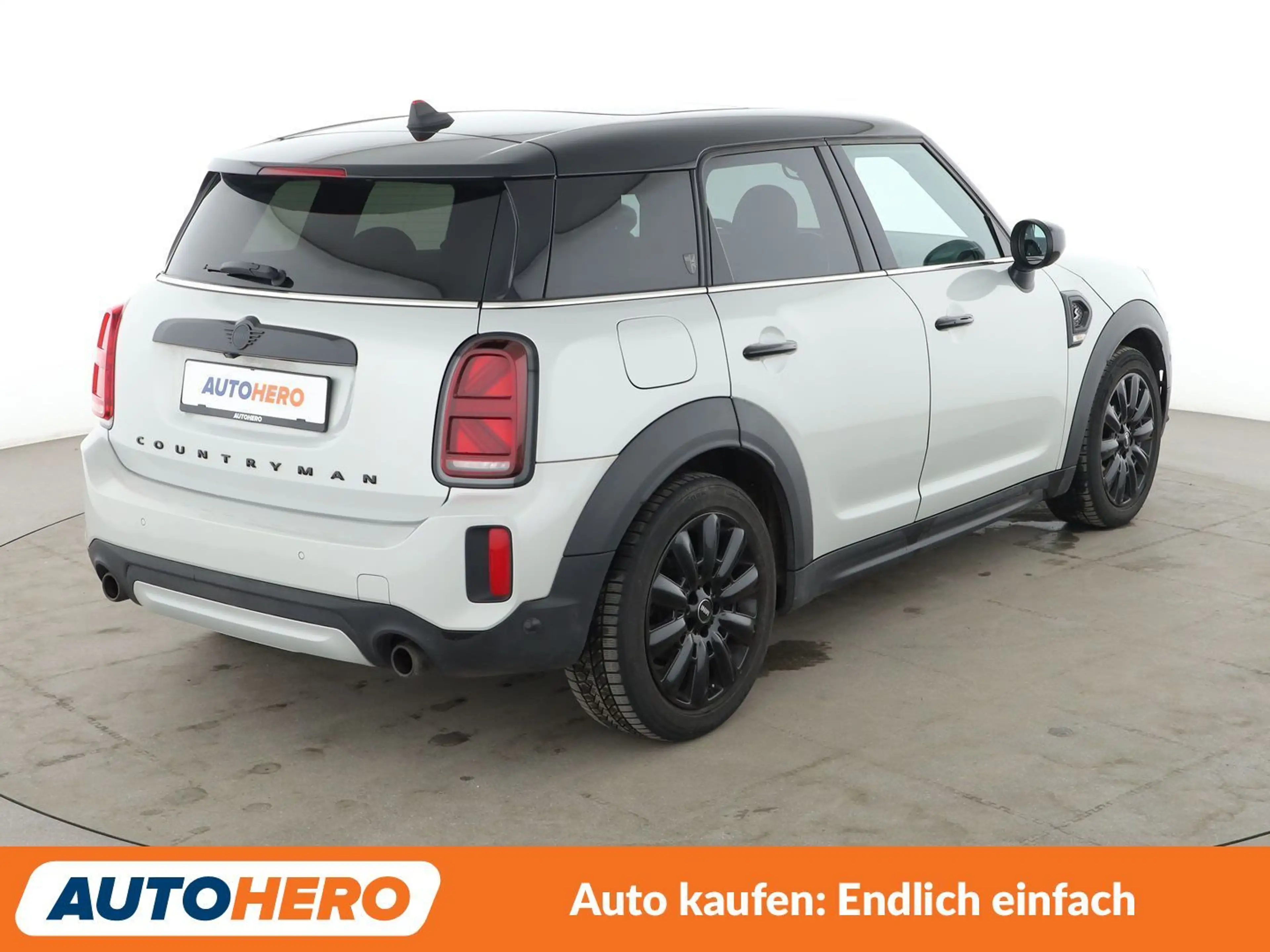 MINI Cooper S Countryman Cooper S ALL4 Yours Trim Aut.*AHK*NAV*LED*ACC*CAM* — photo 6