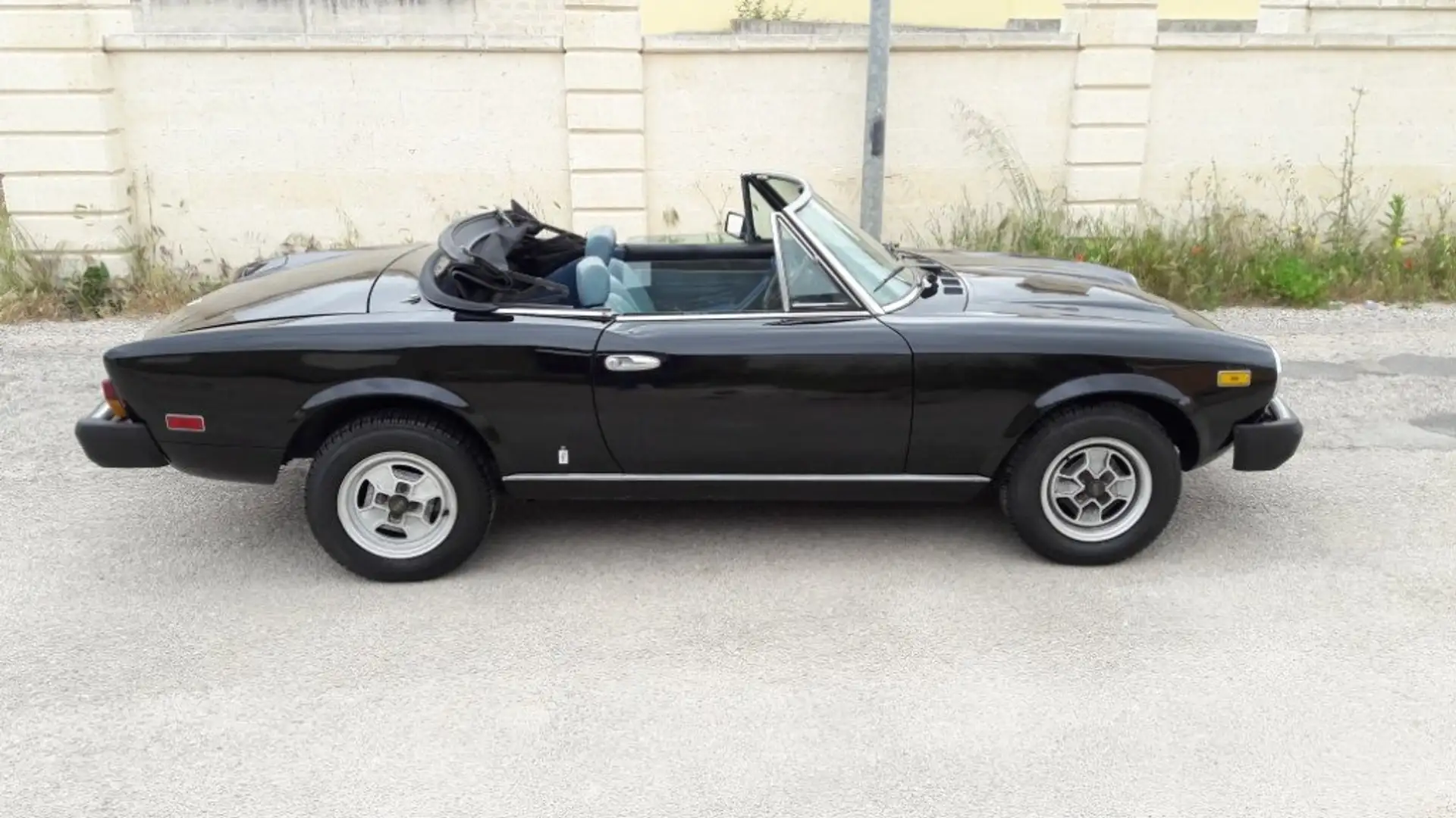 Fiat 124 Spider Pininfarina 2.0cc certificata ASI con C.R.S Noir - 2