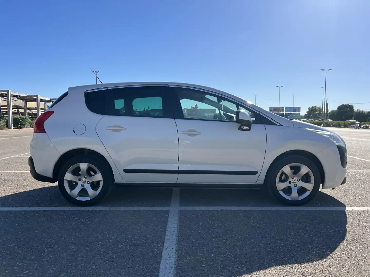 Peugeot 3008 1.6e-HDI BL FAP Sport Pack CMP 112 Blanc - 2