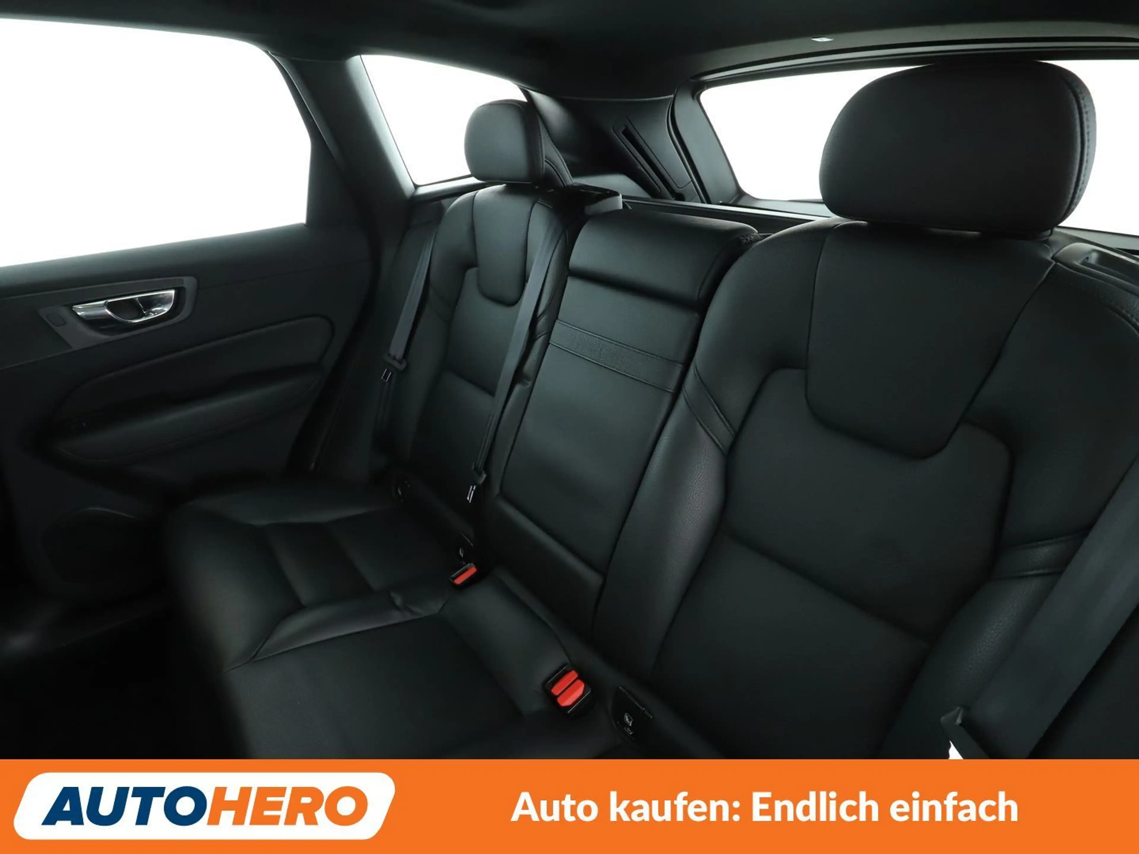 Volvo XC60 2.0 T8 Plug-in Hybrid Inscription AWD Aut.*NAVI* — photo 14