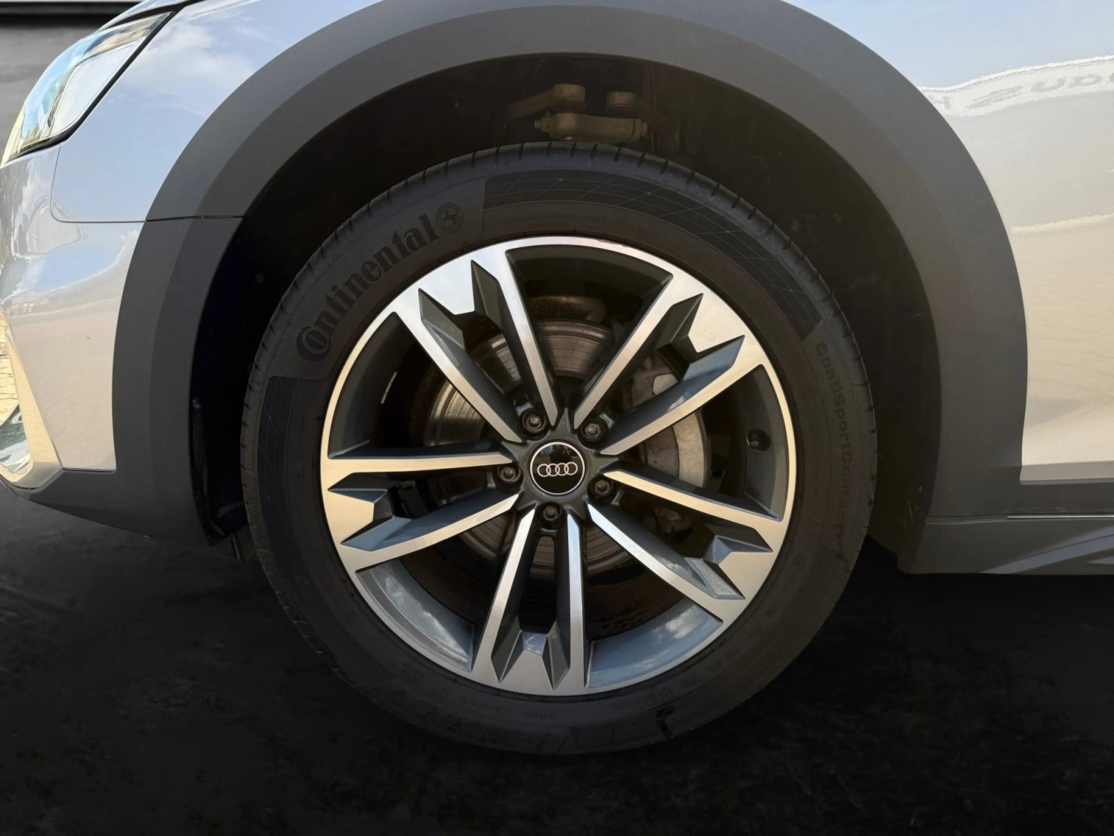 Audi A4 allroad quattro 2.0 40 TDI S-tronic LED/AHK/VIRTUAL — photo 9