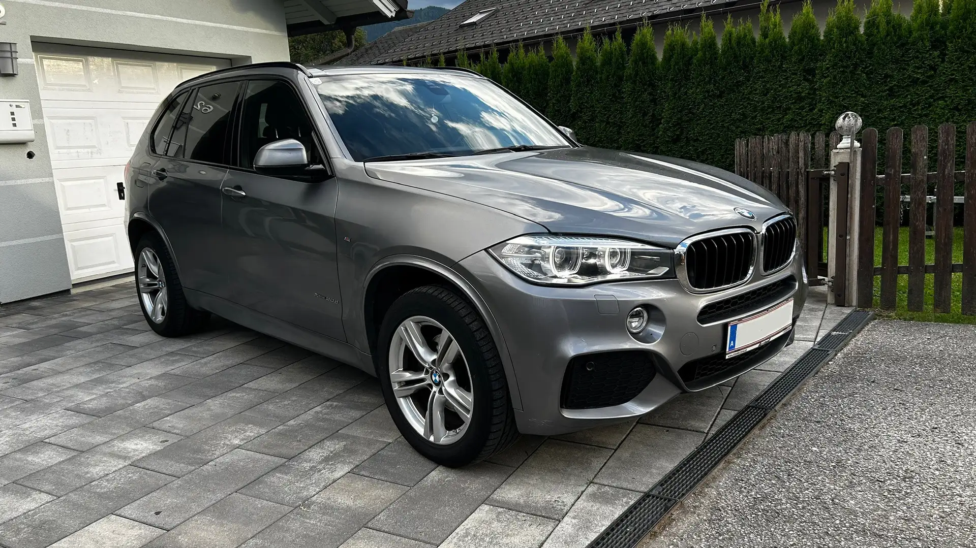 BMW X5 xDrive 3.0d Aut. M-Paket 2.Besitz - 2