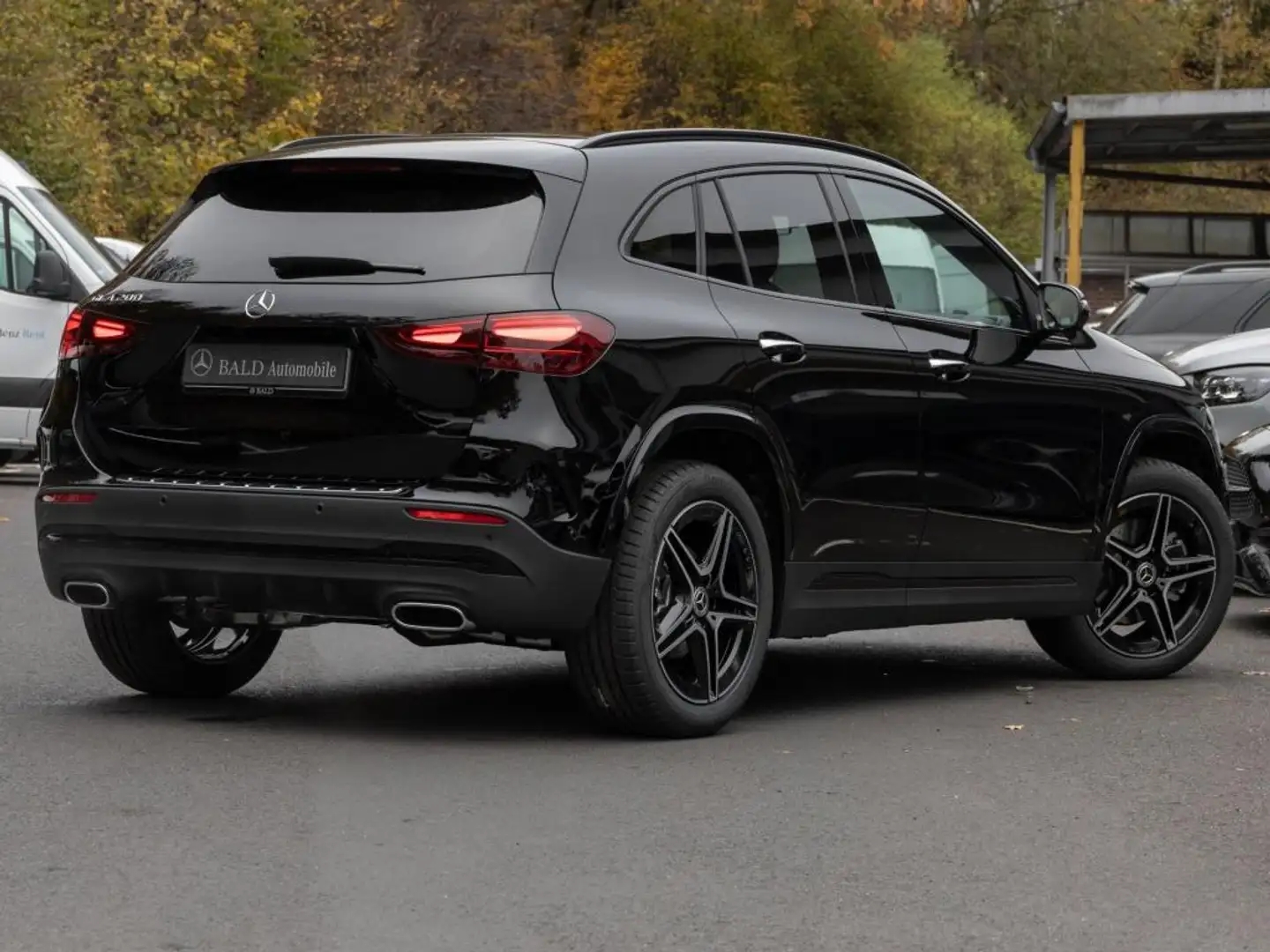 Mercedes-Benz GLA 200 AMG-Advanced/ILS/Pano/360/Easy/Night/19" Noir - 2