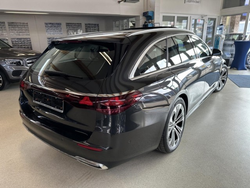 Mercedes-Benz E 220 T d 4Matic Modelljahr 2026+DISTRONIC+AHK+19 Zoll+W — photo 9