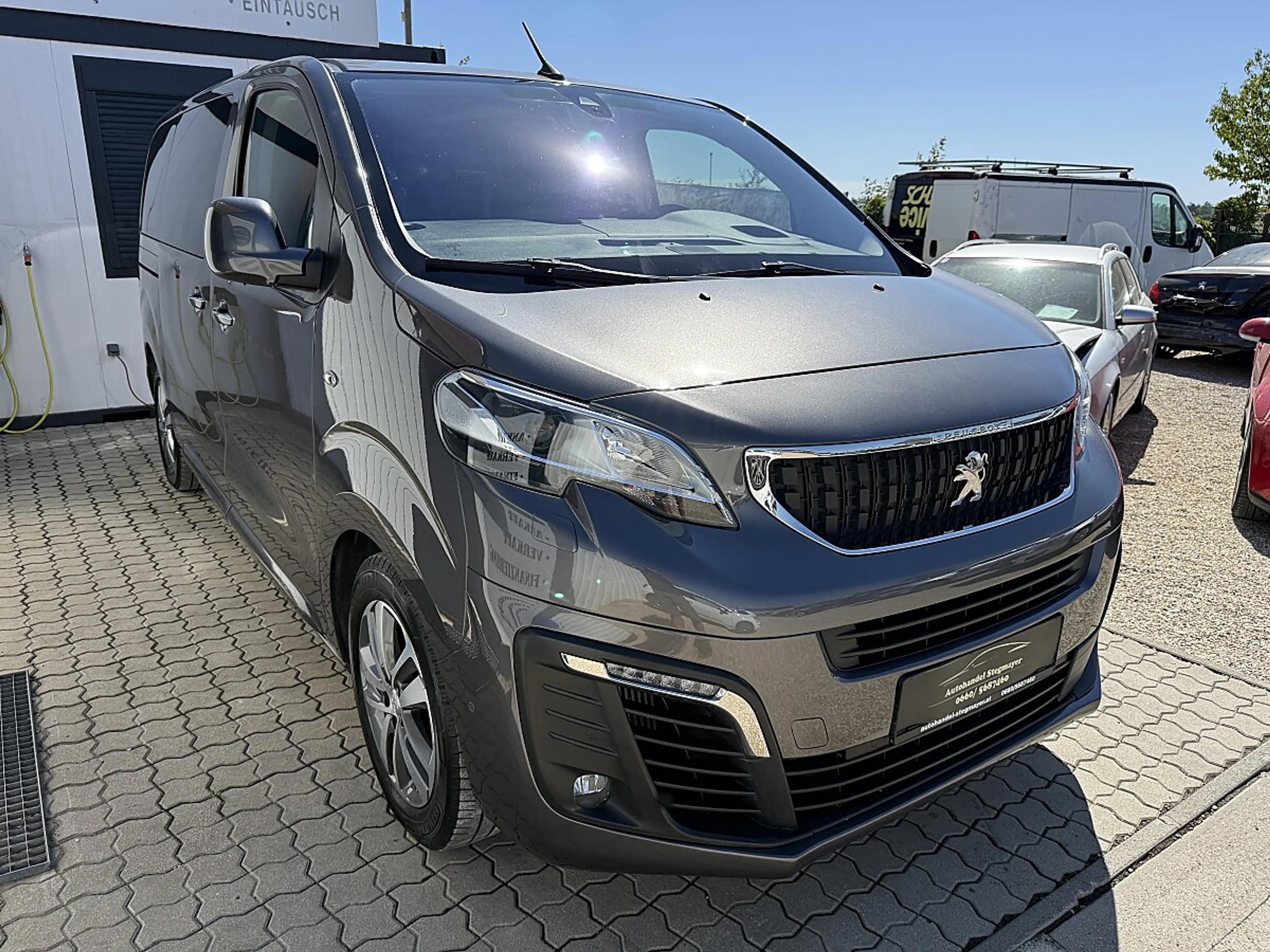 Peugeot Traveller — photo 3