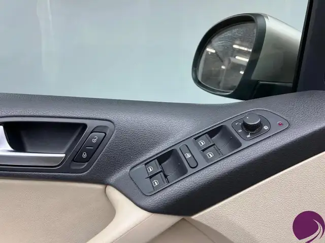 Volkswagen Tiguan view 9