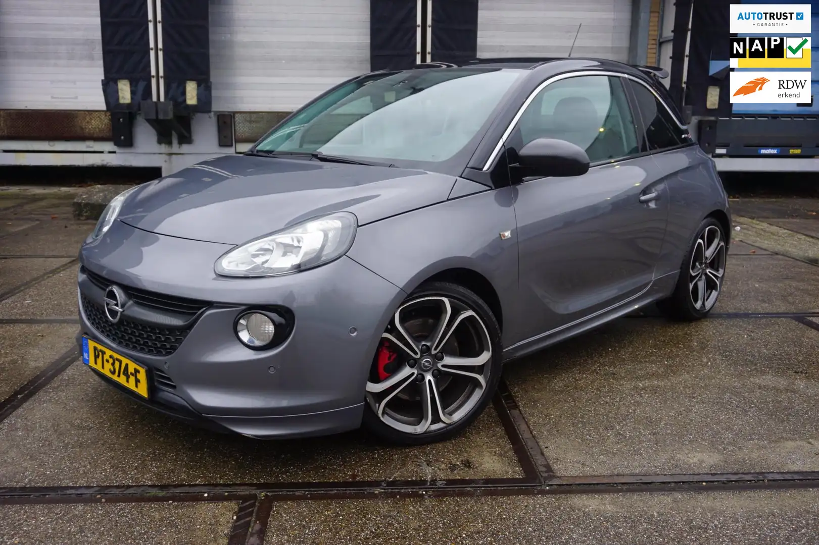 Opel Adam 1.4 Turbo Rocks S Grey - 1