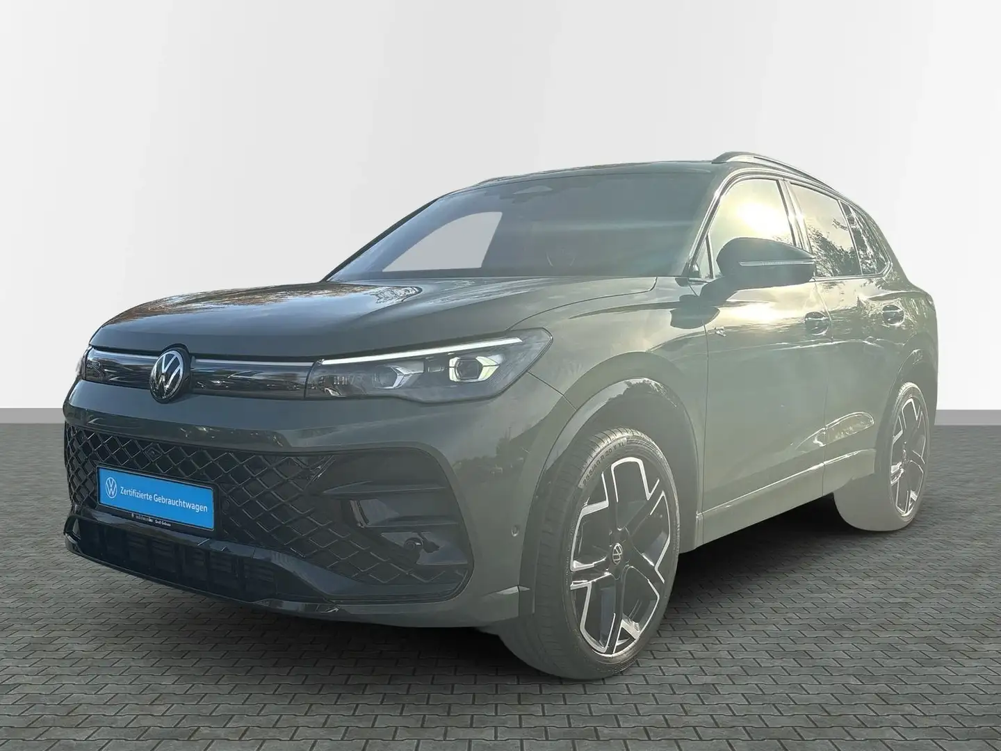 Volkswagen Tiguan 1.5 eTSI 110 kW R-Line Grün - 2