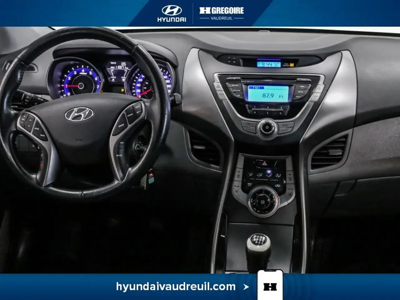 Hyundai ELANTRA снимка Hyundai ELANTRA