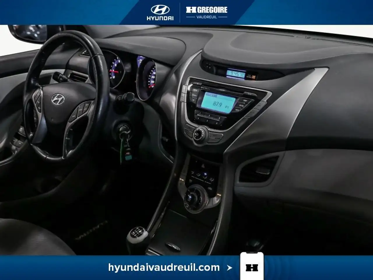 Hyundai ELANTRA снимка Hyundai ELANTRA