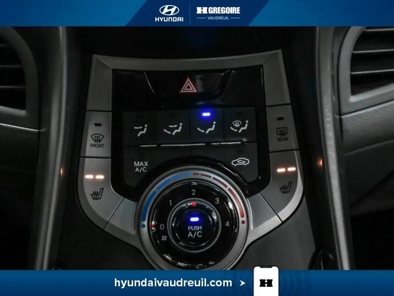 Hyundai ELANTRA снимка Hyundai ELANTRA