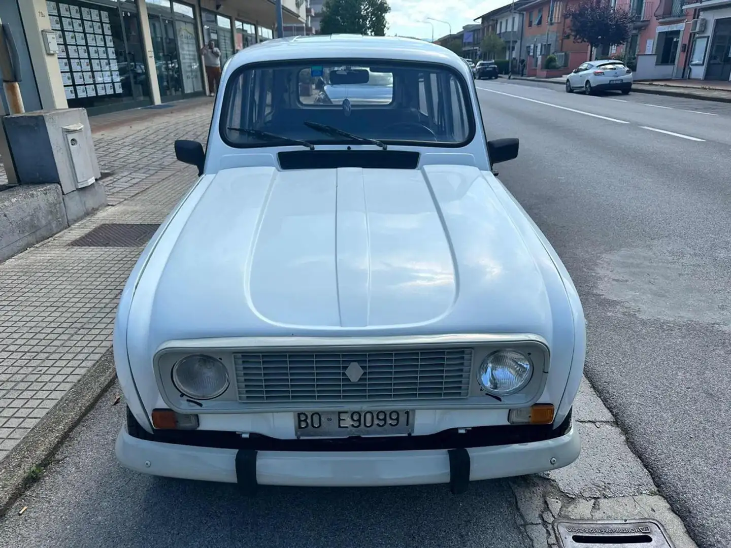 Renault R 4 TL Blanc - 2