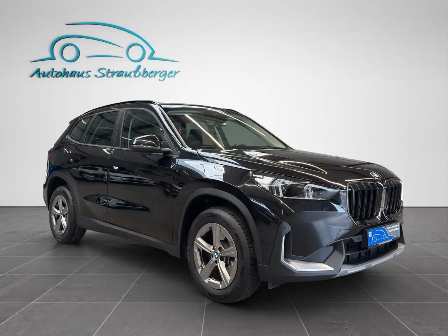 BMW X1 20i sDrive adapt. LED FLA Kzu Wireless SHZ Schwarz - 2