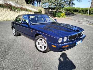XJ V-VI 4.0 Executive Pelle Cruise Autom. Pari al NUOVO Vernice Originale e