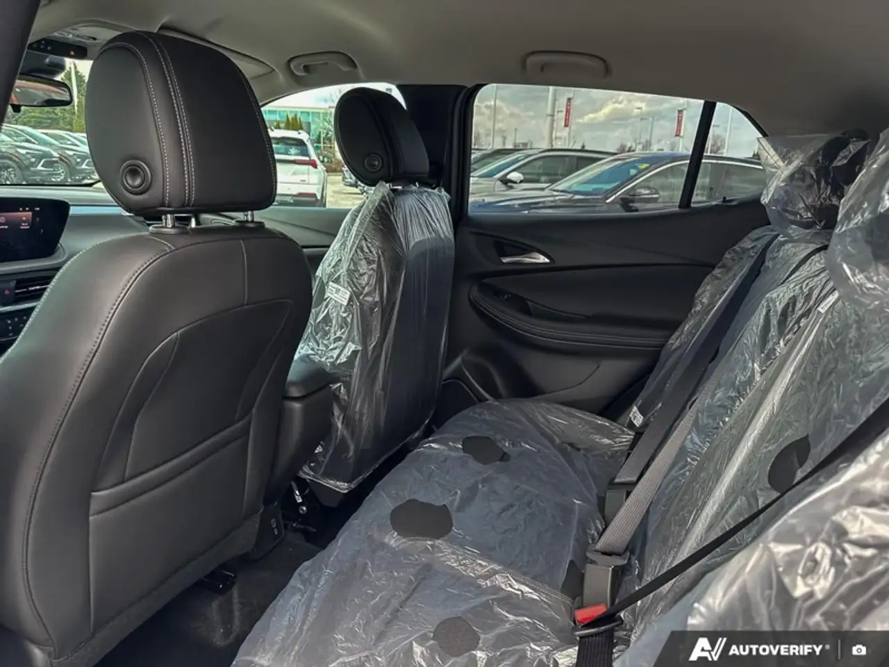Buick Encore снимка Buick Encore