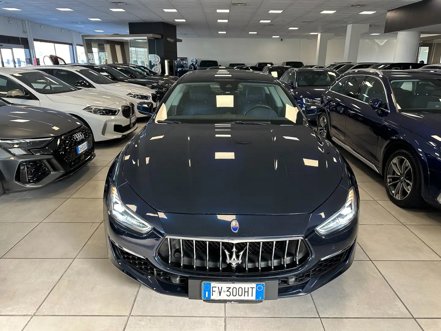 Maserati Ghibli 3.0 V6 bt Granlusso Q4 430cv Blue - 2