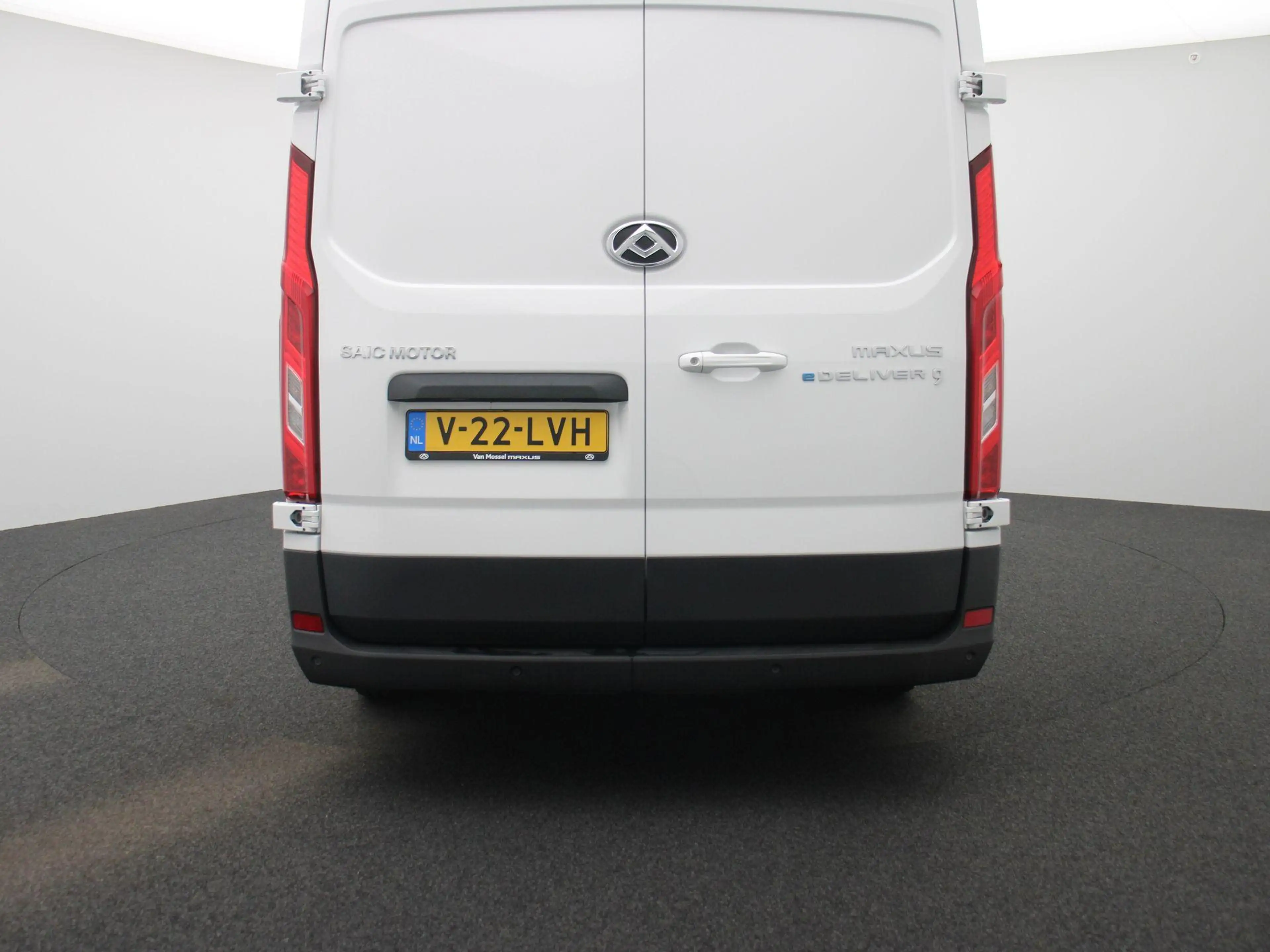 Maxus eDeliver 9 L3H2 Business DEAL 89 kWh | Camera | Zijschuifdeur — photo 5
