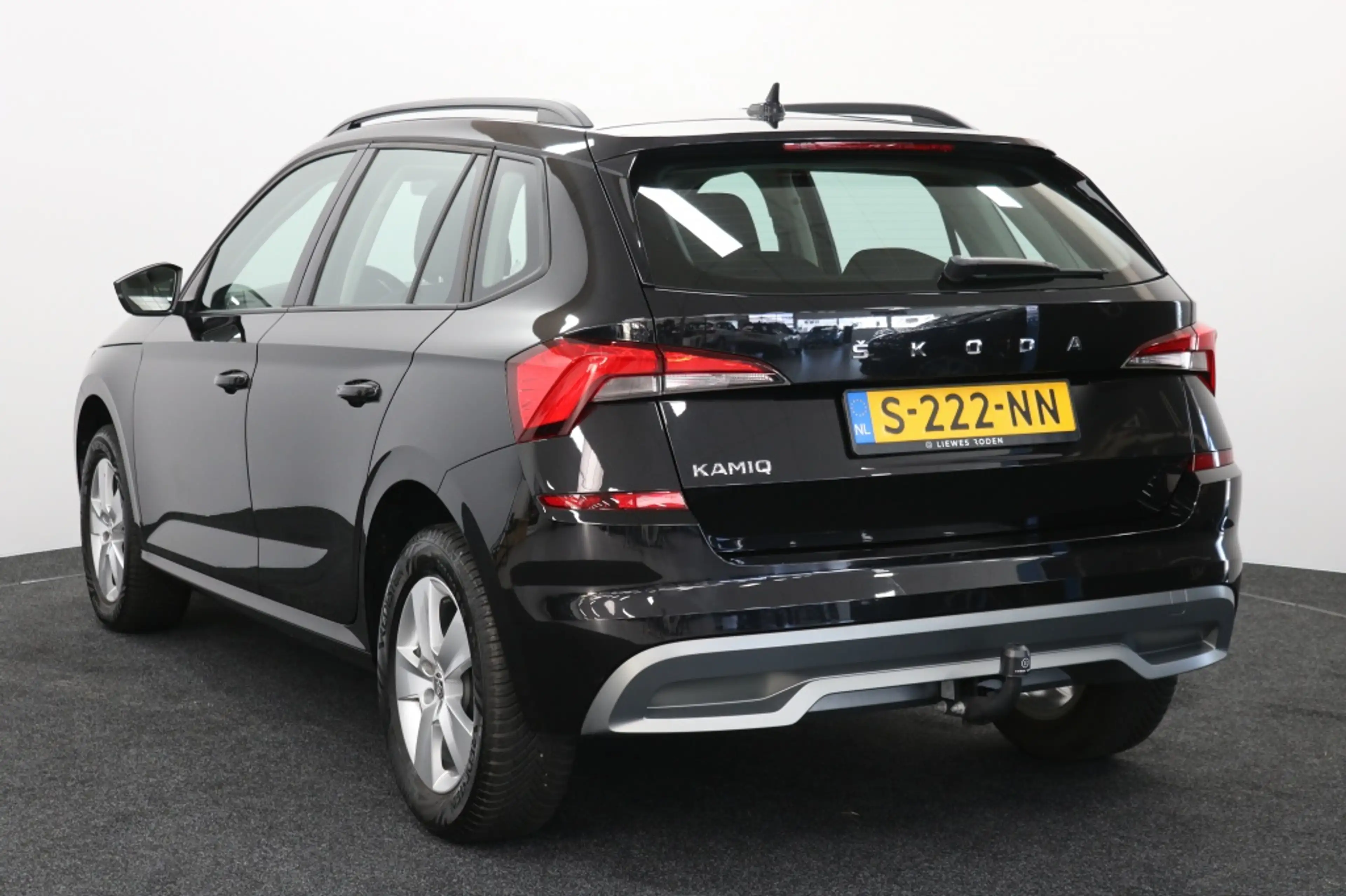 Skoda Kamiq 1.0 TSI Ambition — photo 12