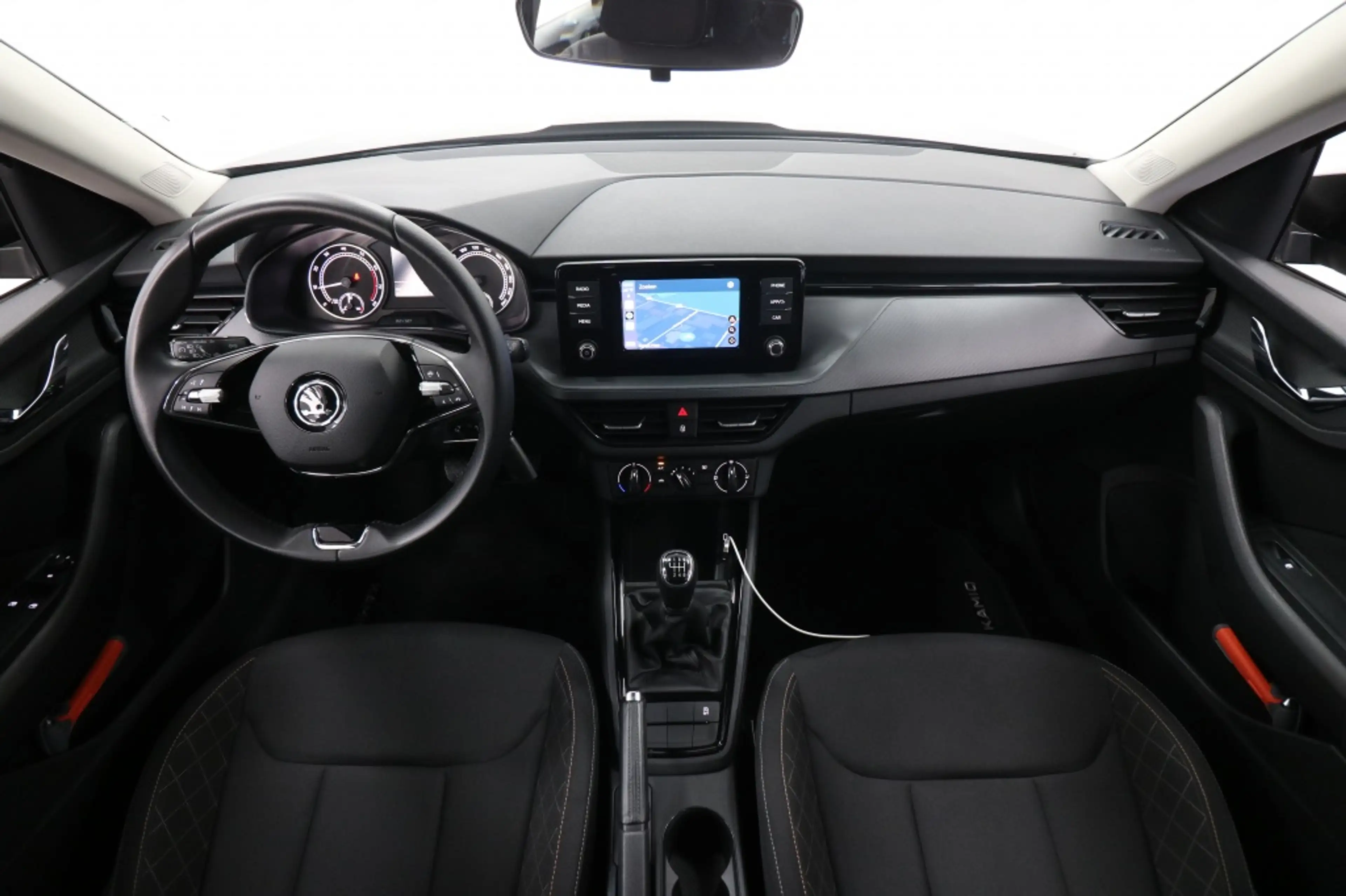 Skoda Kamiq 1.0 TSI Ambition — photo 2