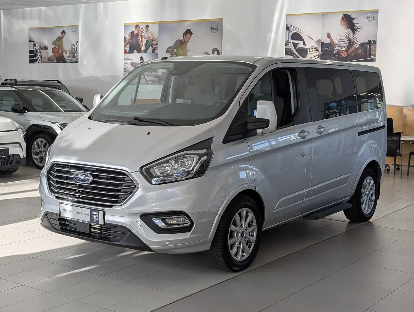 Ford Tourneo Custom 2.0 TDCi 310 L1 Titanium Winter AHK Silber - 1