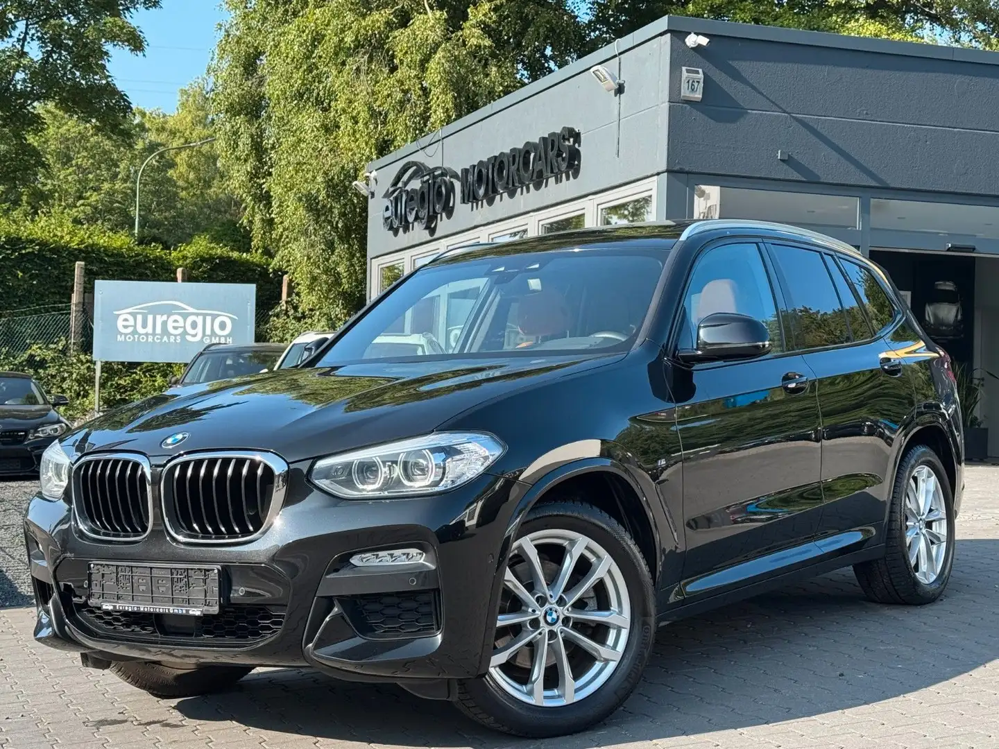 BMW X3 xDrive 20 d Aut. - 1 Hand - M Sportpaket /// Schwarz - 1