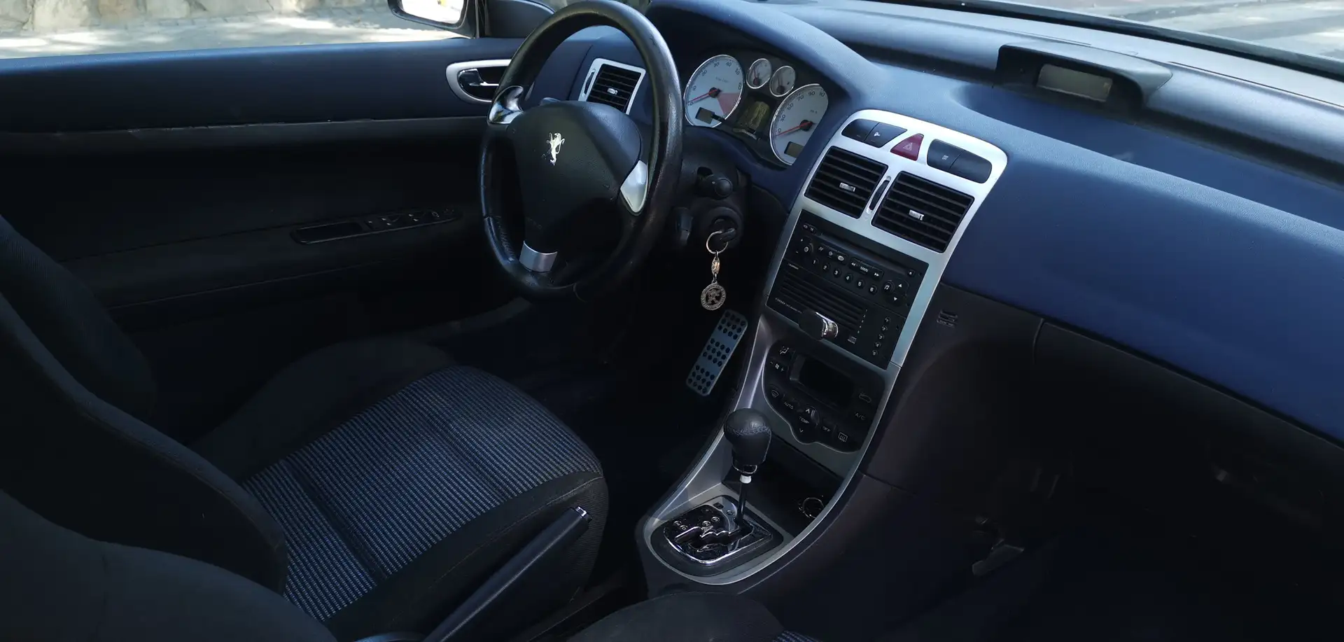 Peugeot 307 307 CC 2.0 Aut. Plateado - 1