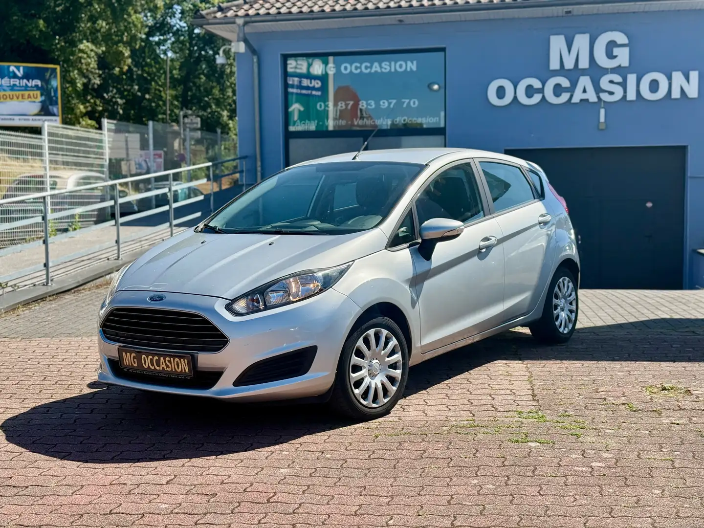 Ford Fiesta Fiesta 1.5 TDCi 75 FAP Ambiente - 2