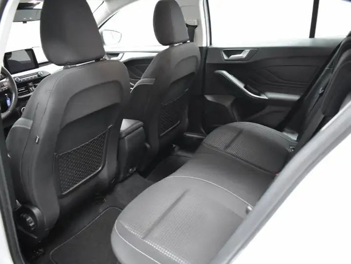 Ford Focus 1.5 EcoBlue Trend + 2020, foto 28