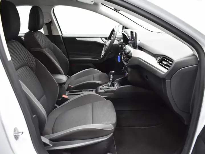 Ford Focus 1.5 EcoBlue Trend + 2020, foto 42