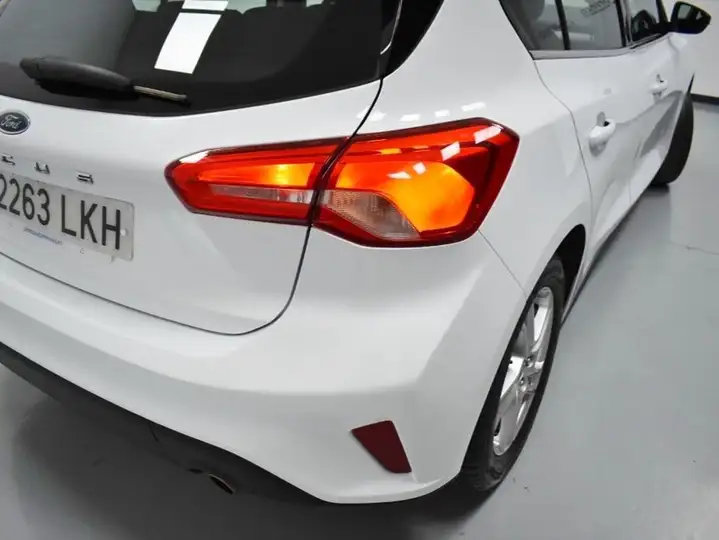 Ford Focus 1.5 EcoBlue Trend + 2020, foto 37