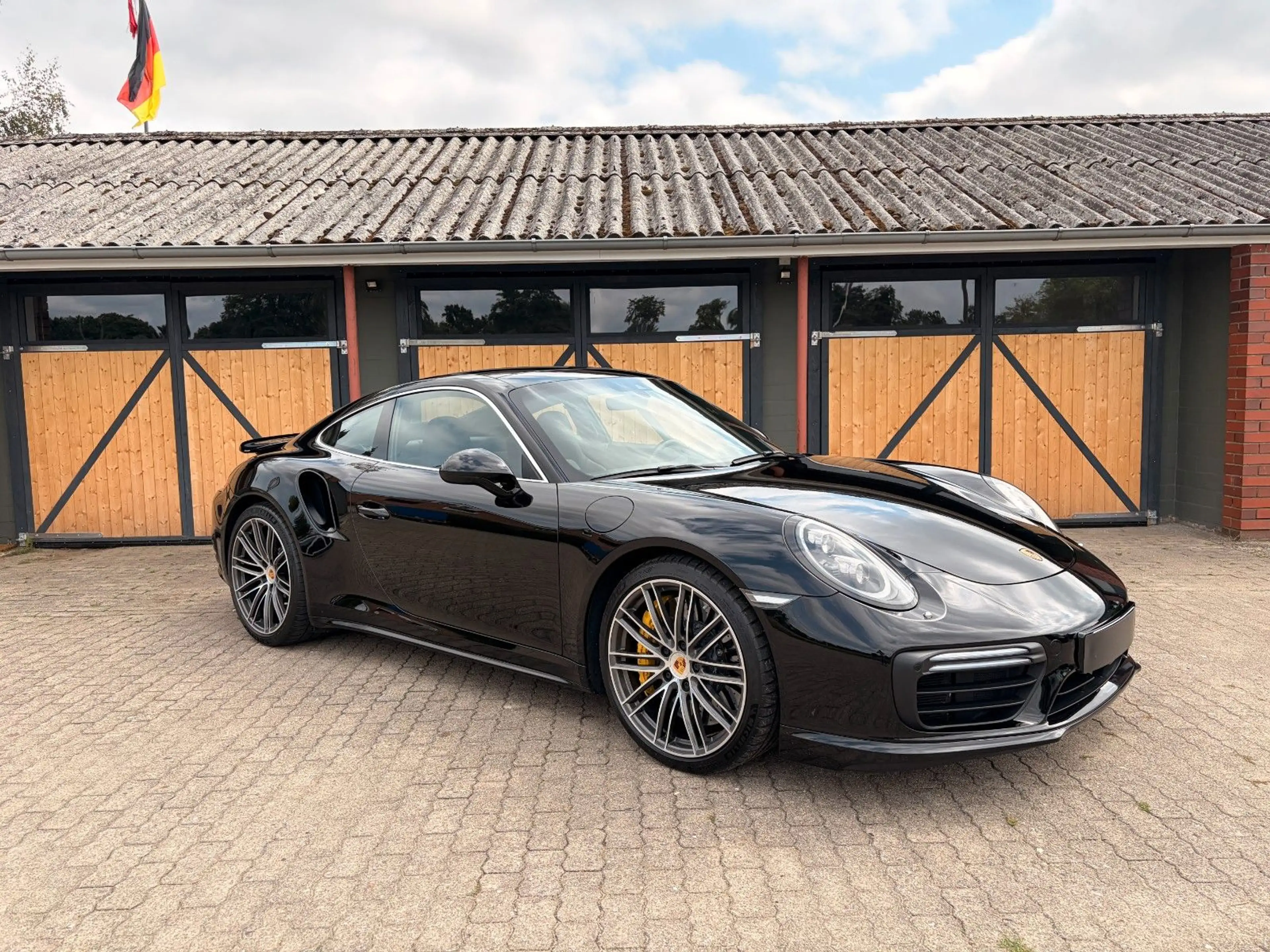 Porsche 991 .2 Turbo S Approved BURM/PANO/KERAMIK/SITZLÜF — photo 3