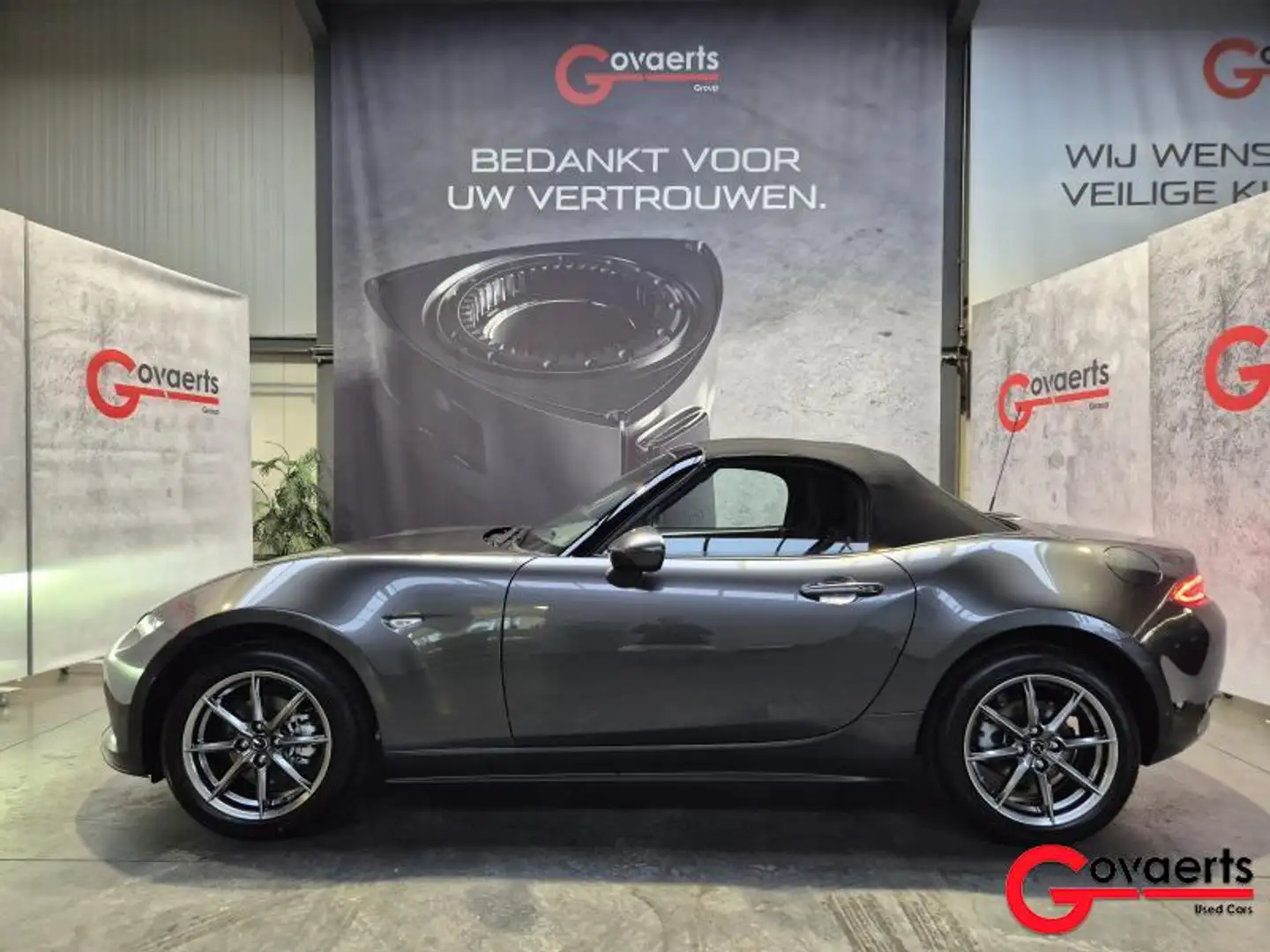 Mazda MX-5 Roadster Gris - 2
