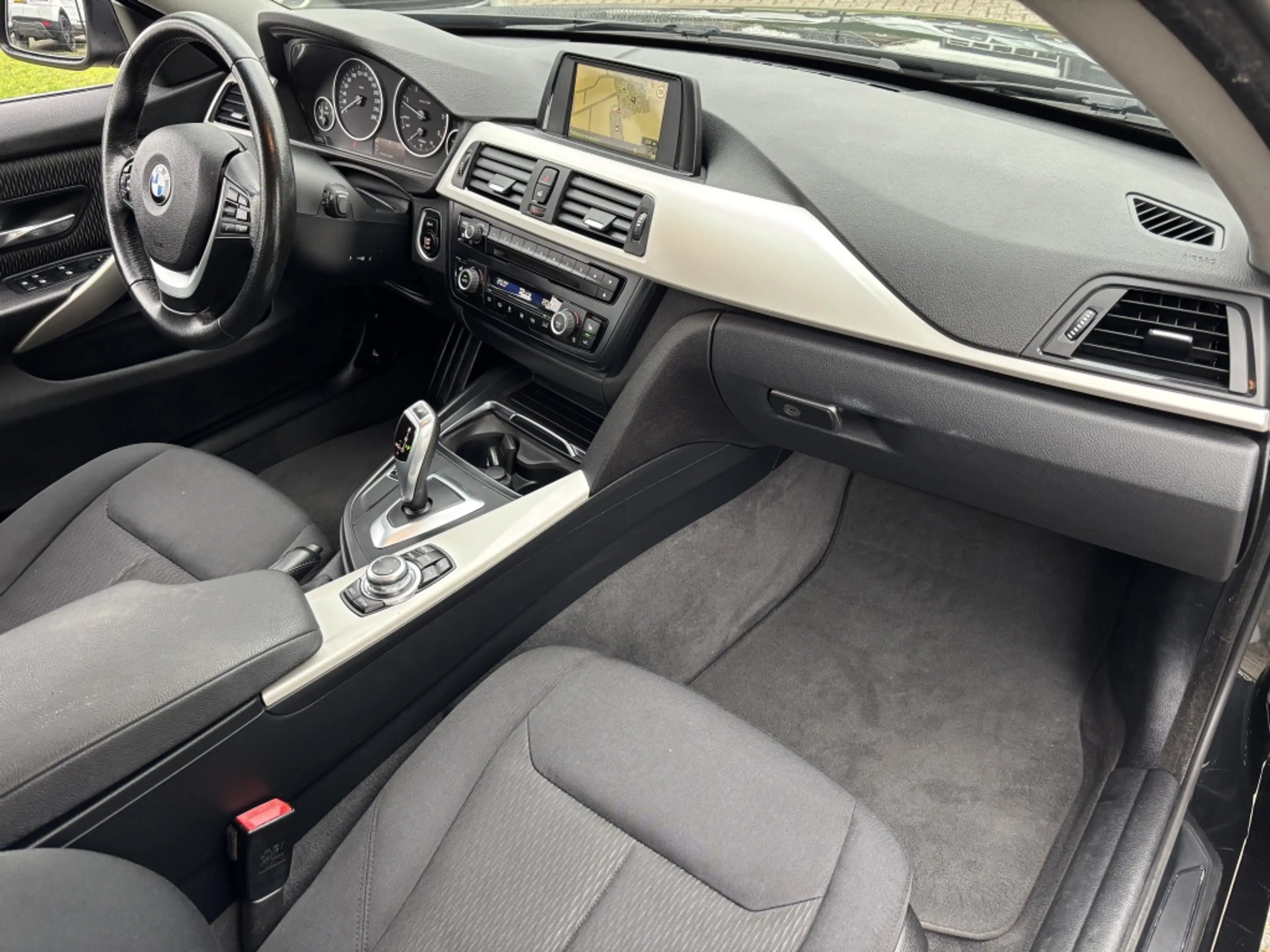 BMW 420 4-serie Gran Coupé 420D Automaat 2017 Zwart Trekha — photo 14