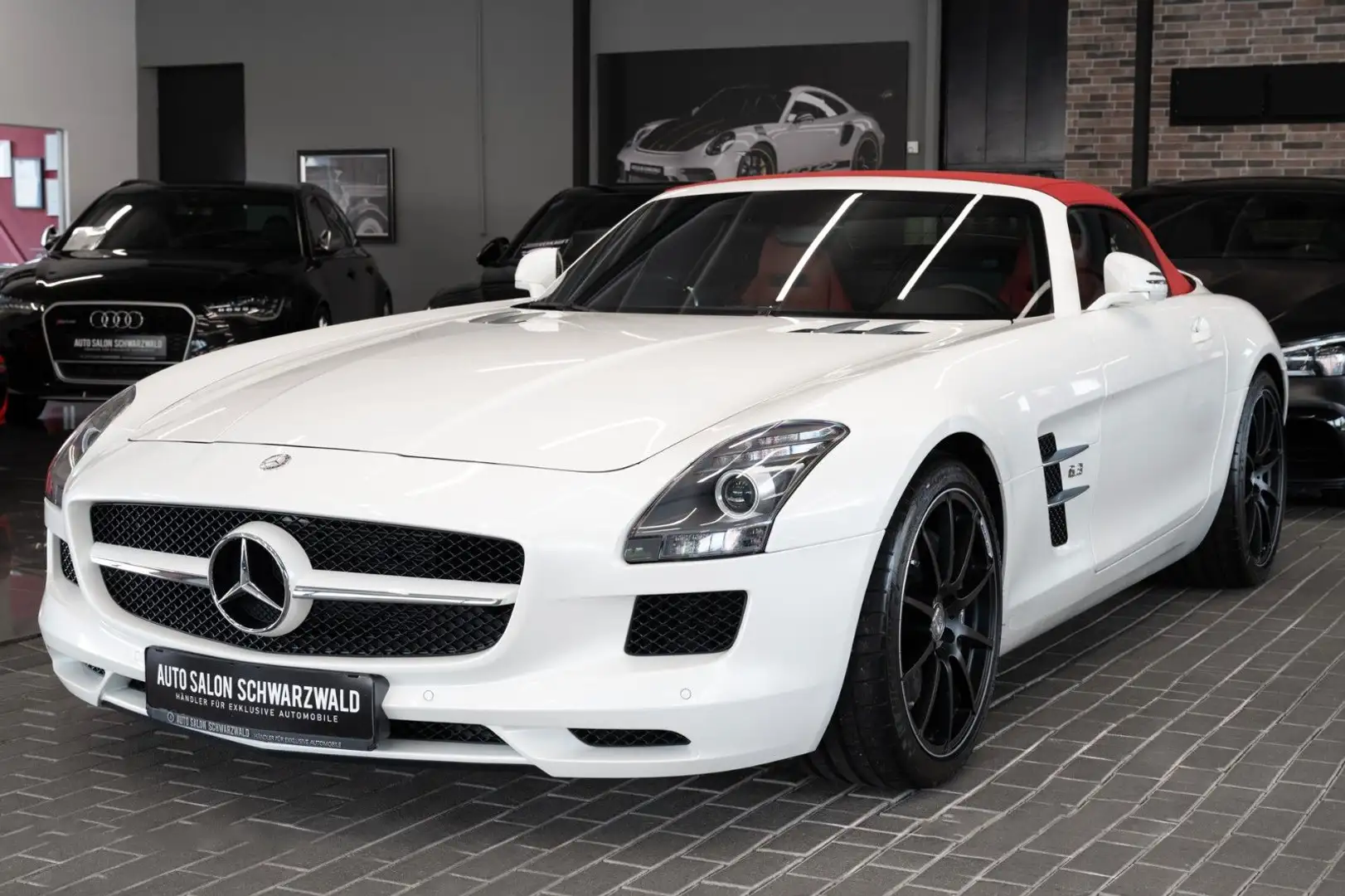 Mercedes-Benz SLS Roadster|DESIGNO-LACK|COMAND|KAMERA|1.HD Bílá - 2