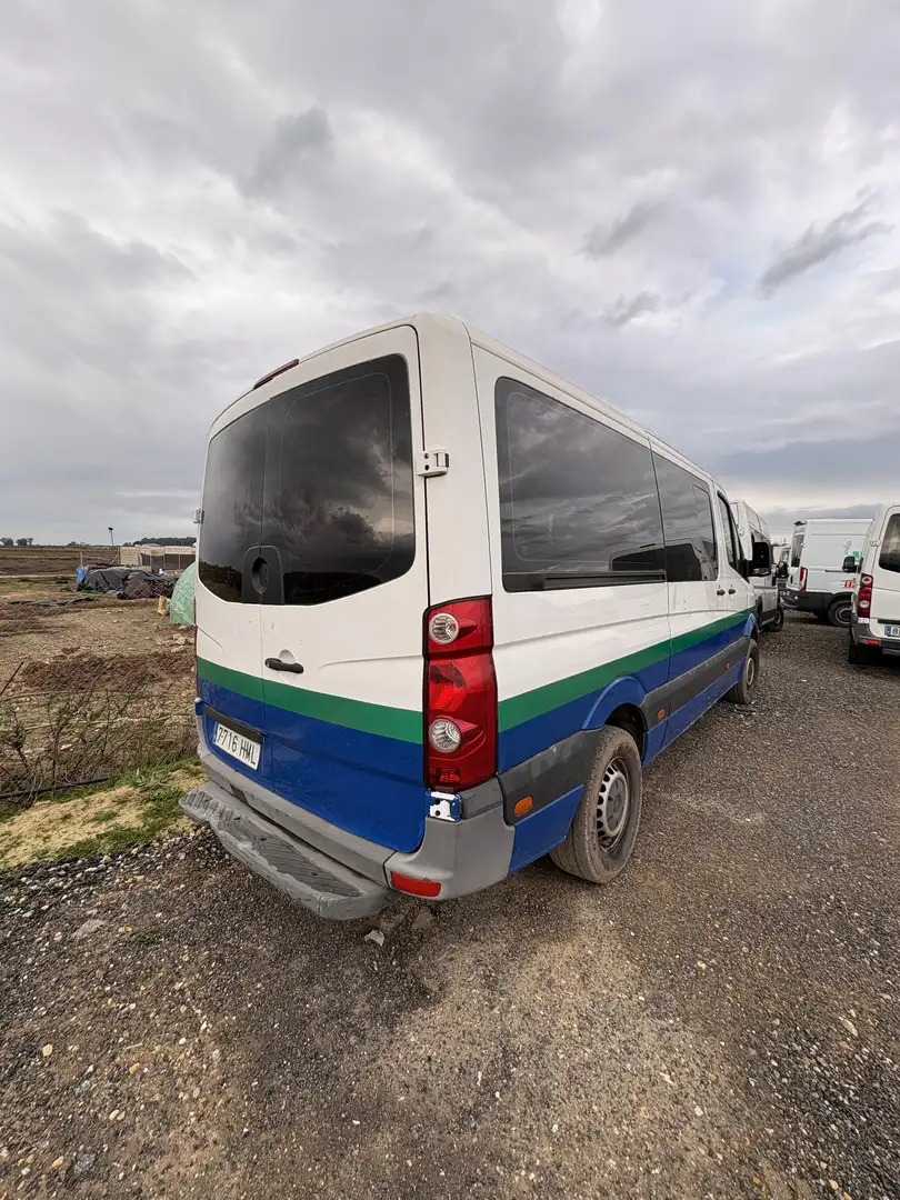 Volkswagen Crafter Crafter PRO Furgón BMT 35 BM TA 136 Batalla Media Techo Alto - 2