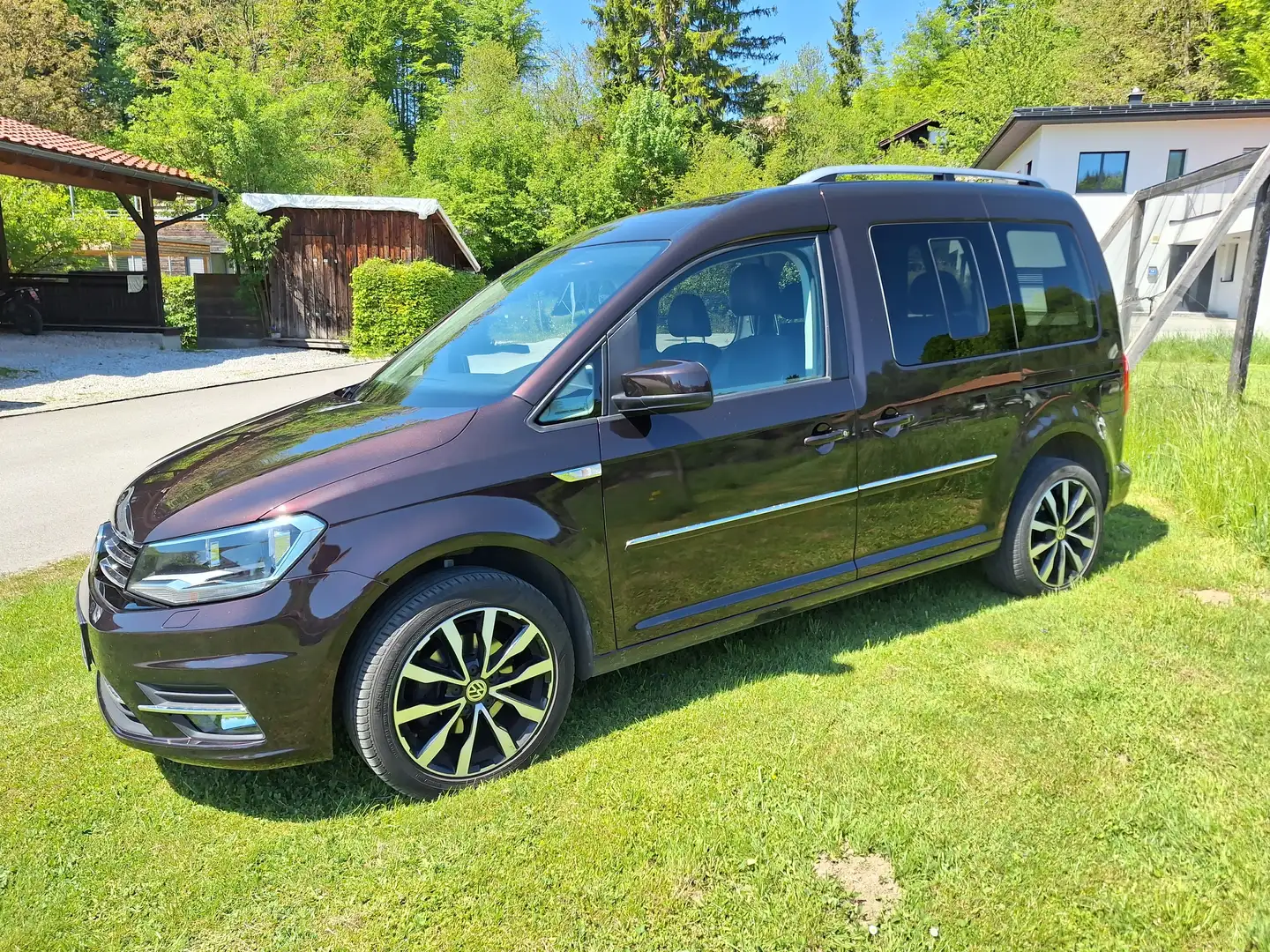 Volkswagen Caddy Kombi Highline 2,0 TDI DSG Фіолетовий - 1