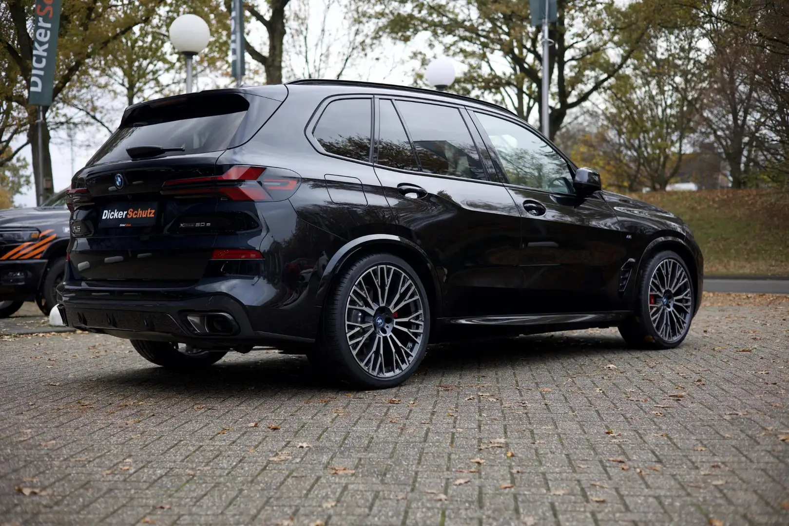 BMW X5 XDrive50e M Sport Pro | SkyLounge | B&W | Trekhaak Noir - 2