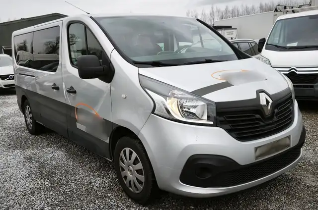 Renault Trafic TwinTurbo_1.6 dCi(125CH)_08/2016💢EUR.6B_9 PL_EQUI