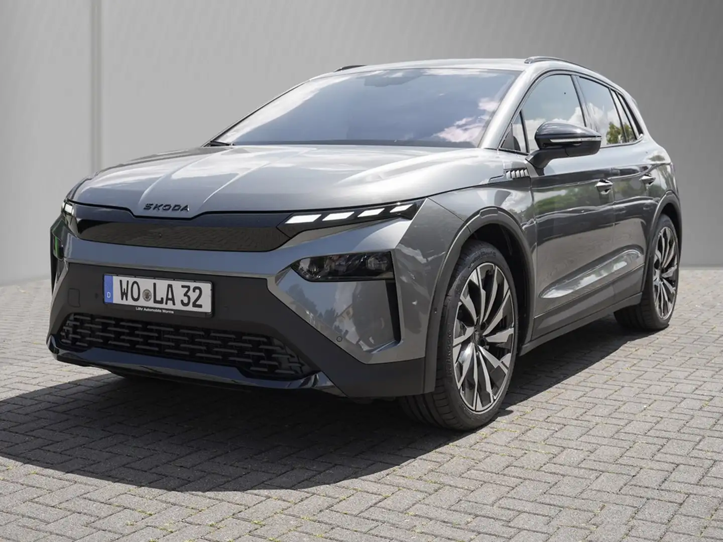 Skoda Elroq 85 Sportline 210 kW / 285 PS Grau - 2