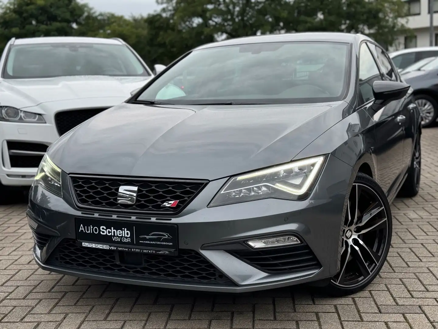 SEAT Leon Cupra 300*APR*Schalensitze*Kamera*LED*Alcan Grau - 1