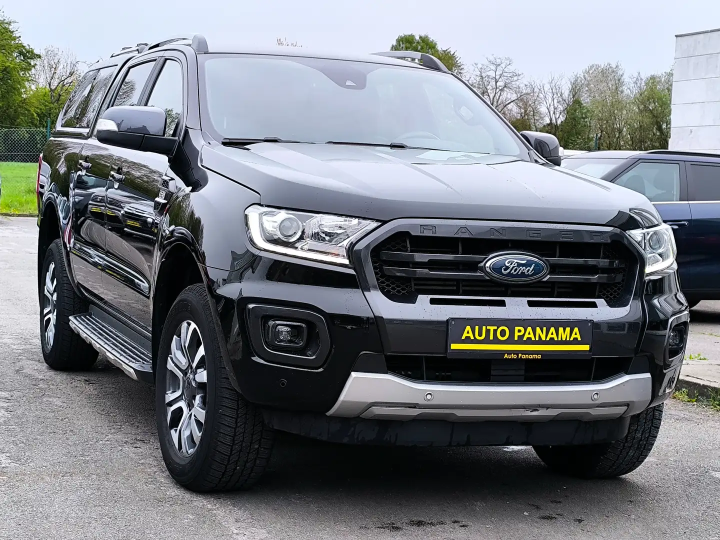 Ford Ranger 3.2TDCI 200CV WILDTRAK NEW LIFT HARD-TOP TVAC FULL Zwart - 2