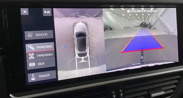Porsche Cayenne view 15