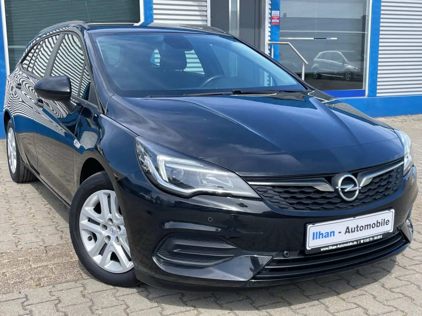 Opel Astra K ST Edition*NAV*PDC*KLIMA*SHZ*LENKHZ*TEMP Schwarz - 1
